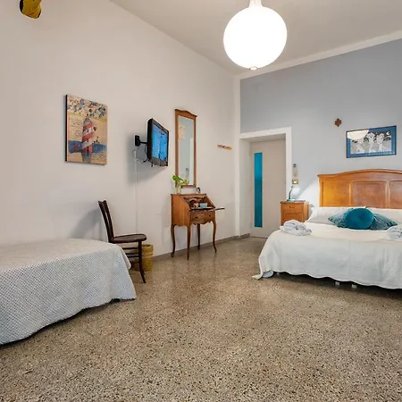 Boipeba Guesthouse Guest house Alghero